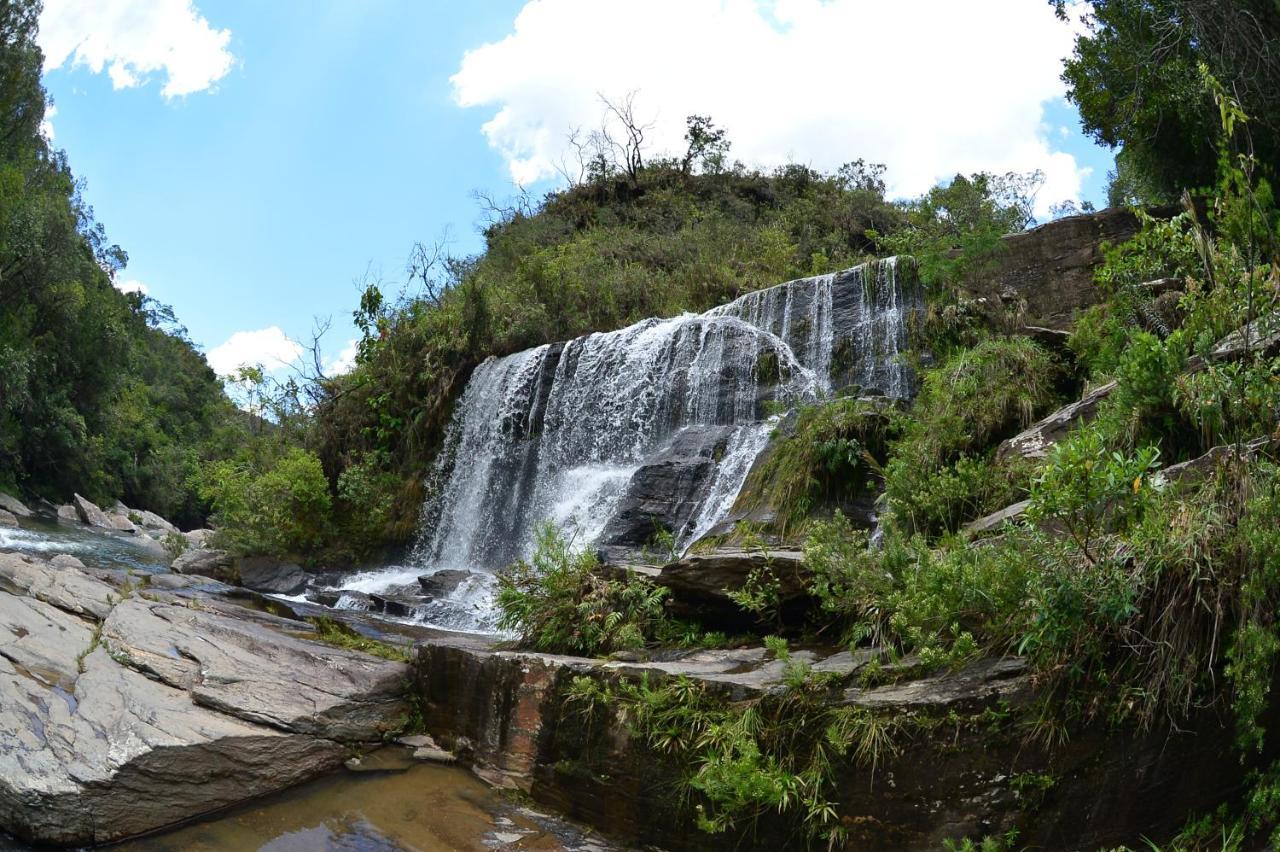 Pousada Pontal Do Moleque Carrancas Buitenkant foto